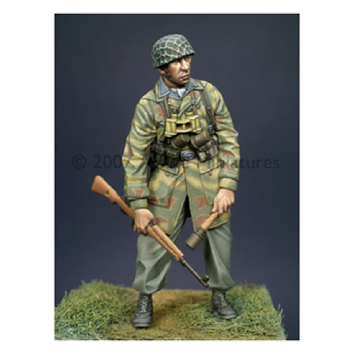 Alpine Miniatures – German Paratrooper 1/35
