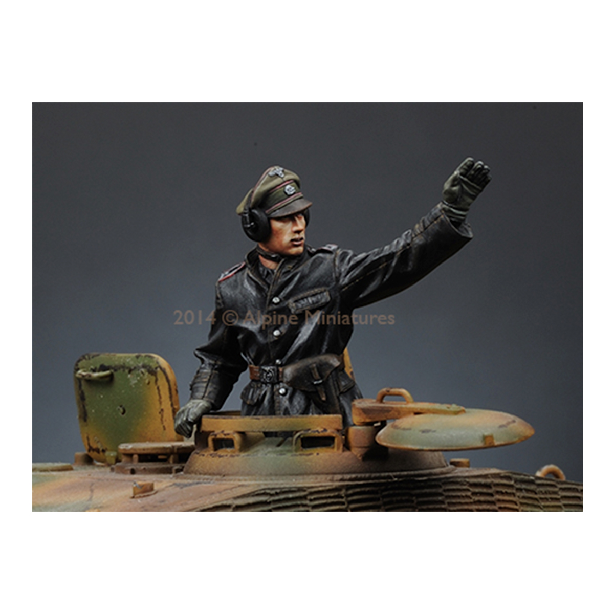 Alpine Miniatures – SS Panzer Commander #1 1/35