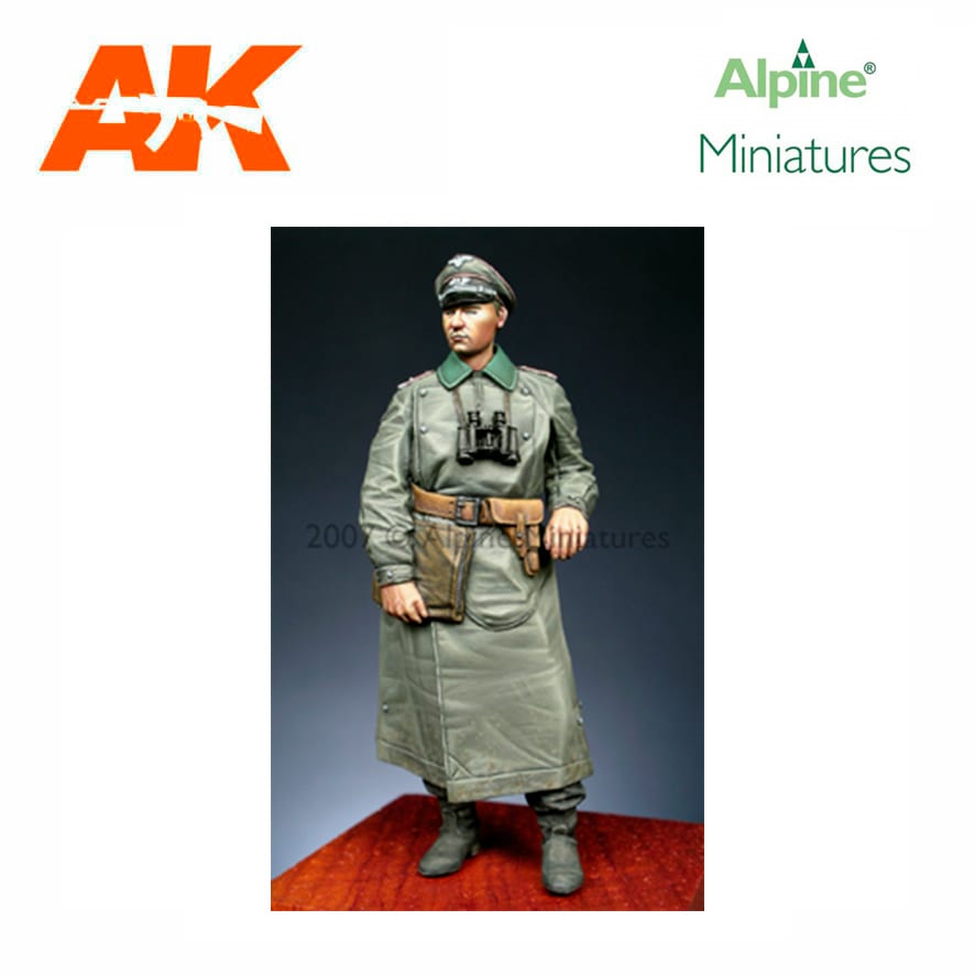 Alpine Miniatures – WW2 German Officer #1 1/35