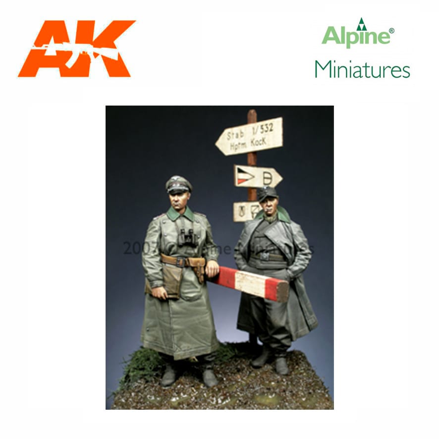 Alpine Miniatures – WW2 German Officer Set (2 figs) 1/35