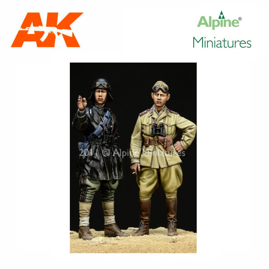 Alpine Miniatures – WW2 Italian AFV Crew Set (2 figs) 1/35