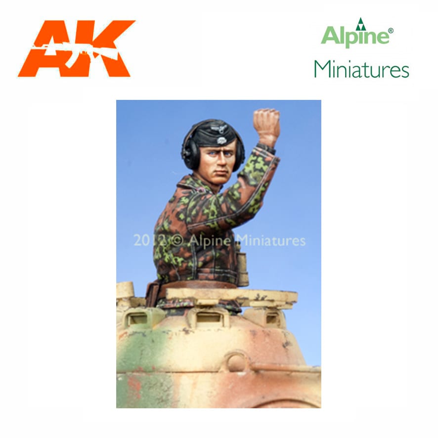 Alpine Miniatures – WSS Panzer Commander Set (2 figs) 1/35