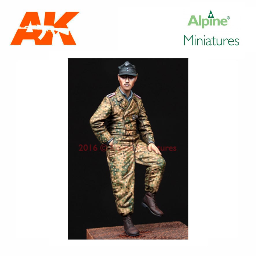Alpine Miniatures – WSS Tiger Crew 44/45 1/35