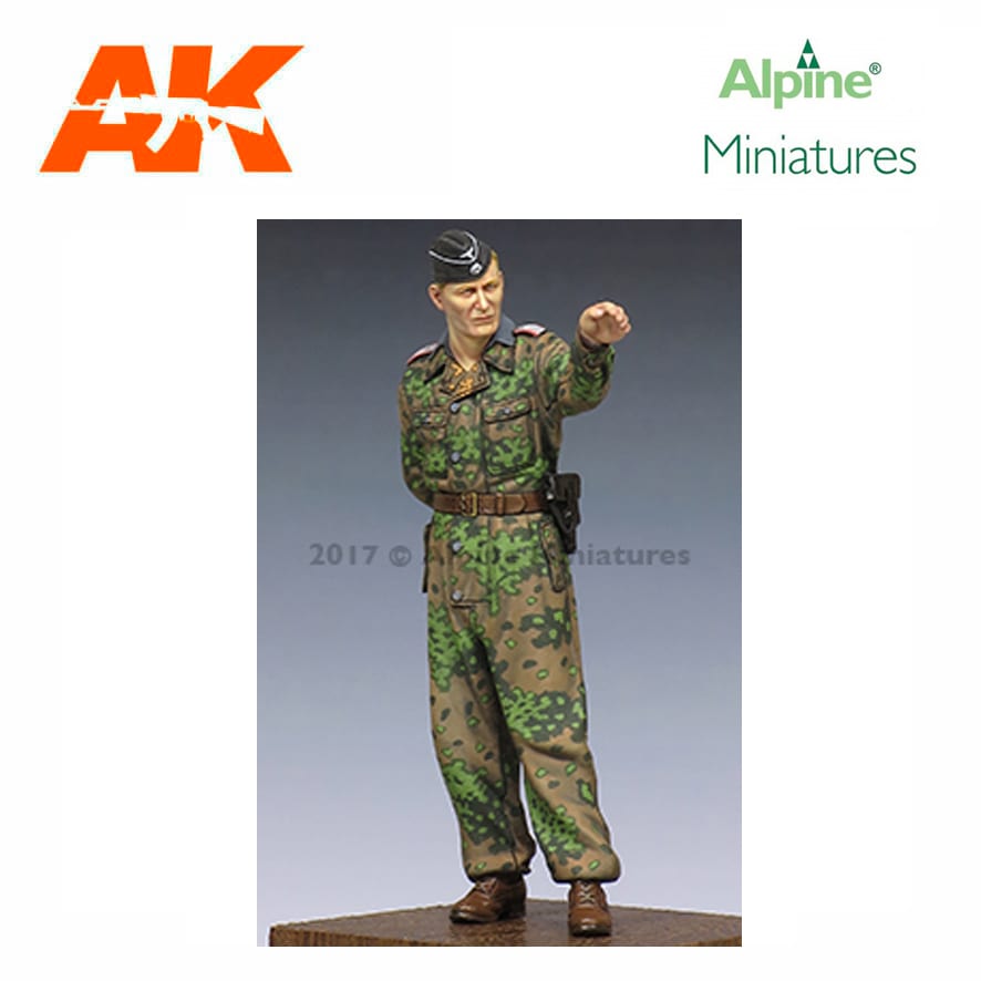 Alpine Miniatures – WSS Panzer Officer at Kursk #2 1/35