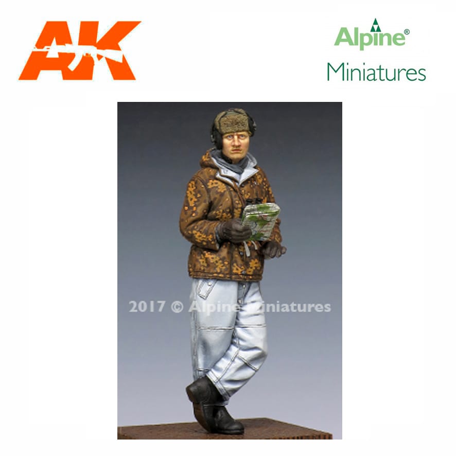Alpine Miniatures – WSS Panzer Commander Winter 1/35