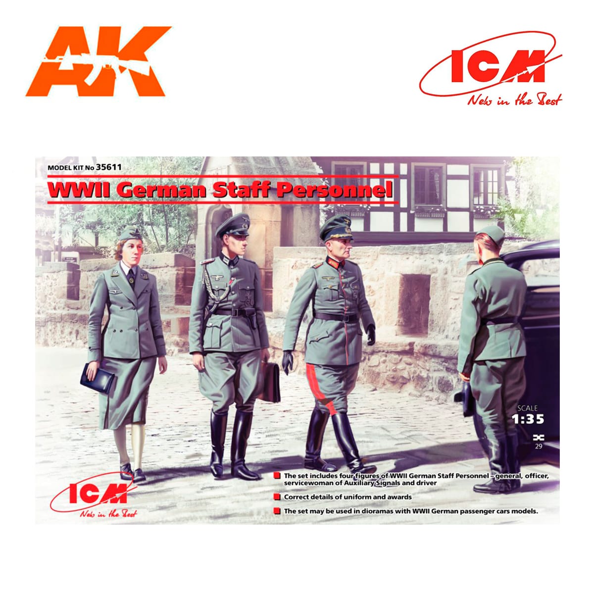 WWII German Staff Personnel (4 figures) 1/35