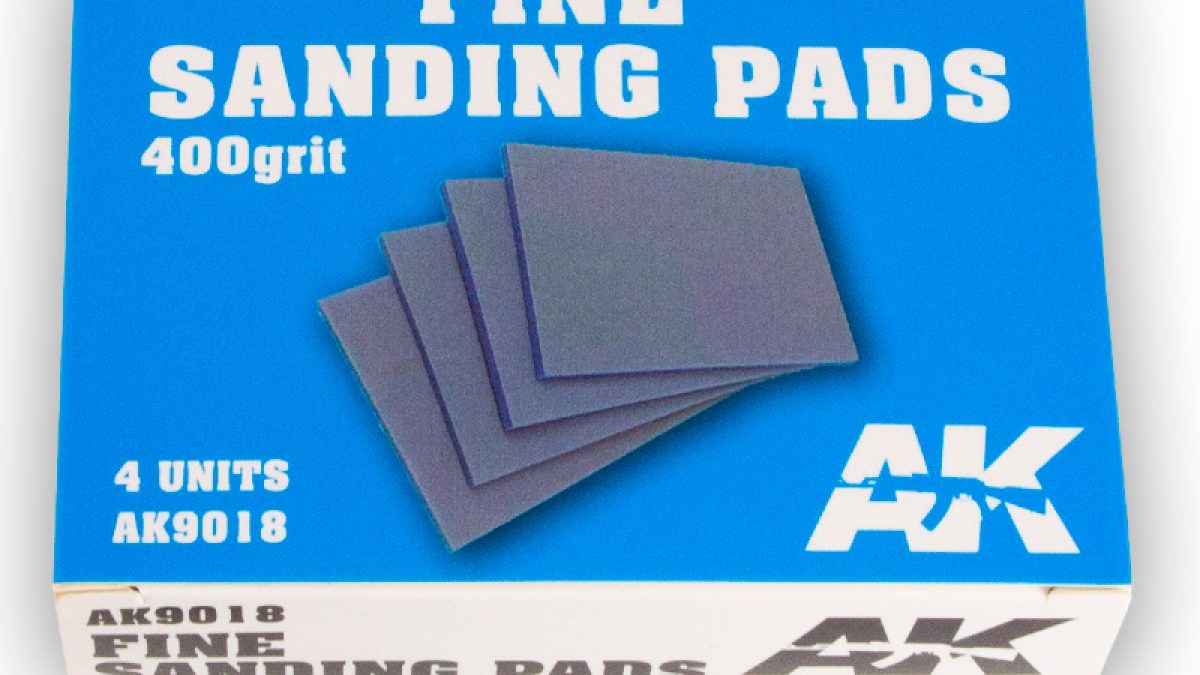FINE SANDING PADS 400 GRIT. 4 UNITS