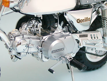 TAM16031 16 Honda Gorilla Spring Collection (5)