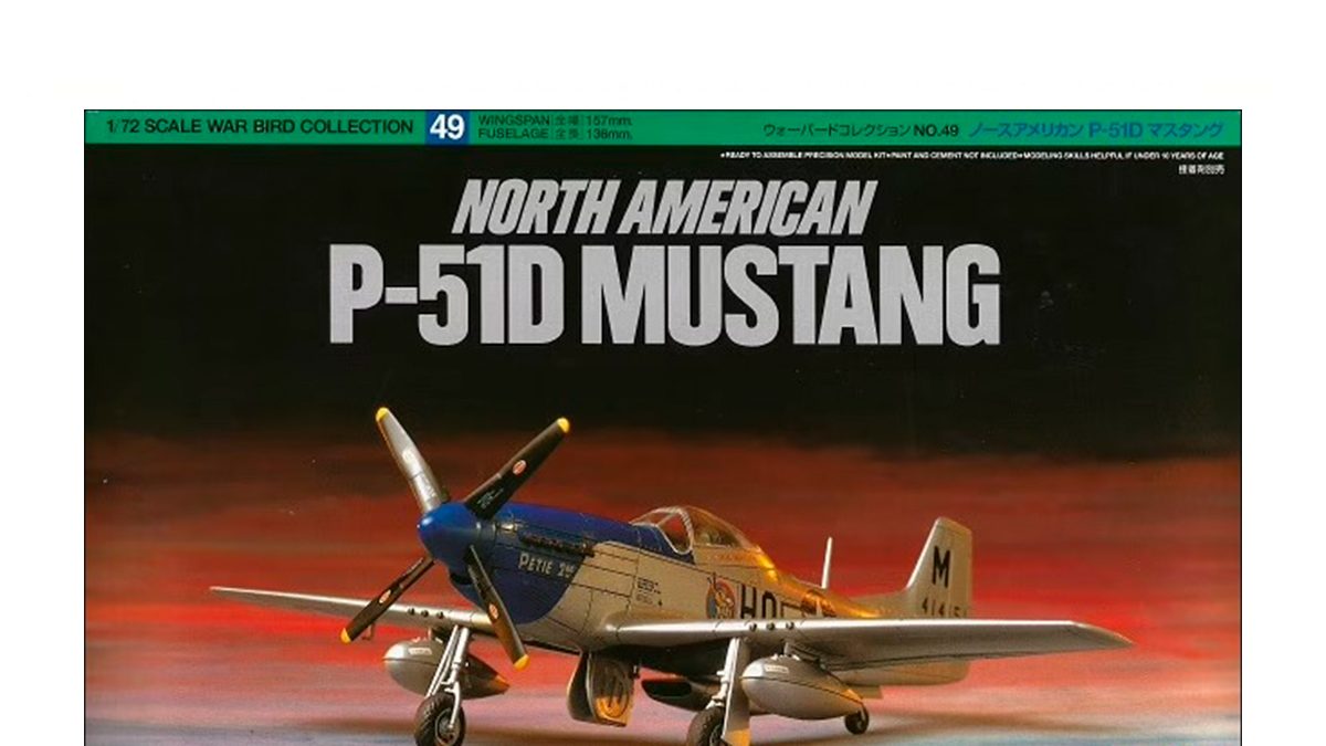 Premium Hobbies P-51D Mustang Pre-Painted 1:72 Airplane Snap