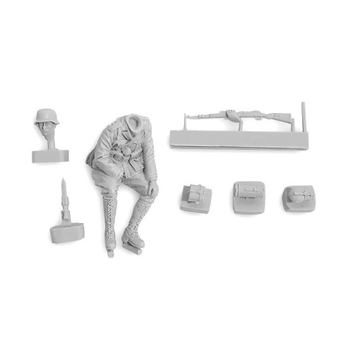 WWII_German_seated (5)
