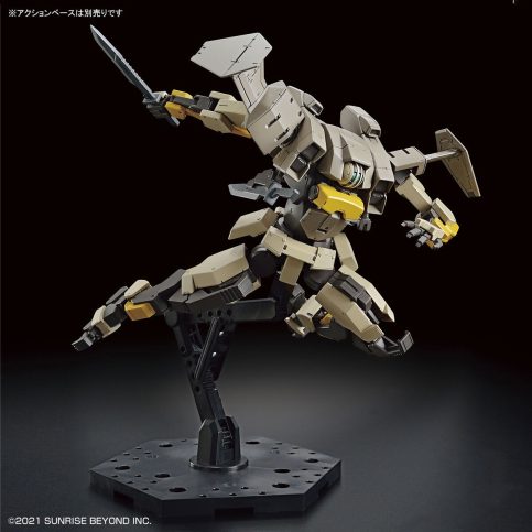 BAN62945_details (5)