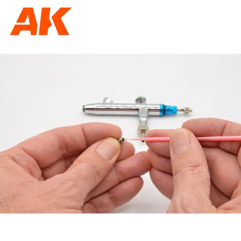 AK9330_airbrush-clean2