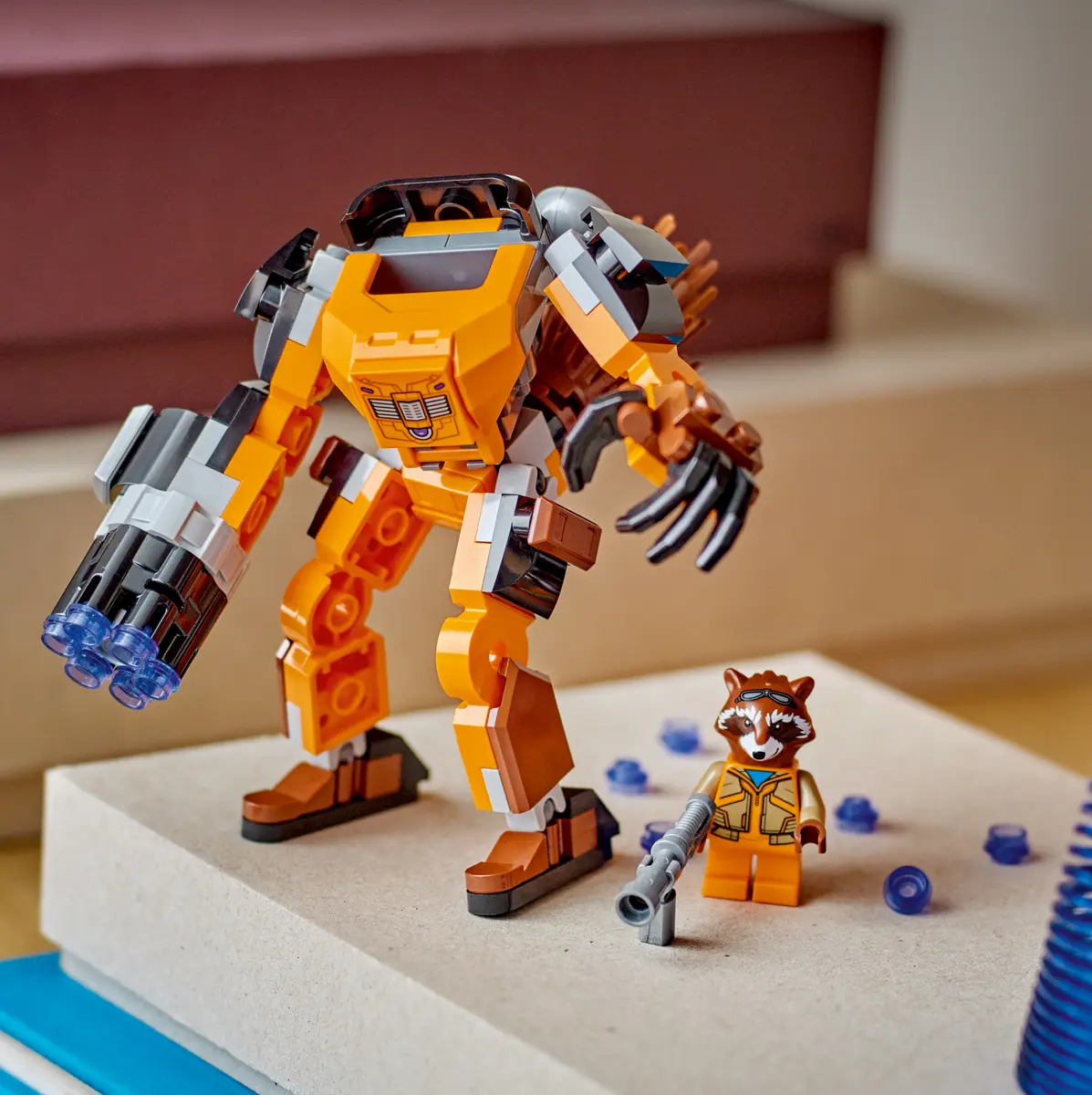 Montaje de un robot Lego