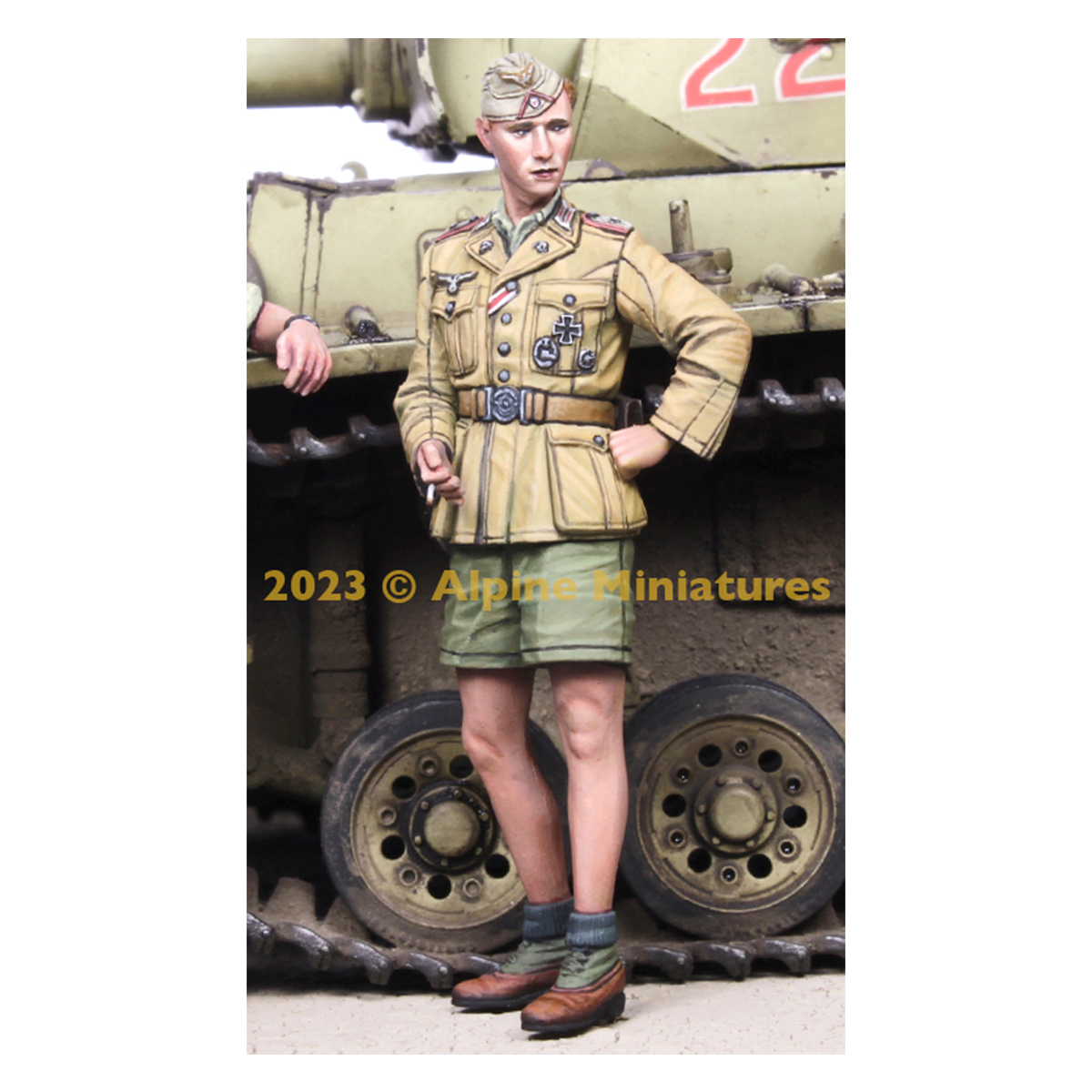 German DAK Panzer Officer 1/35