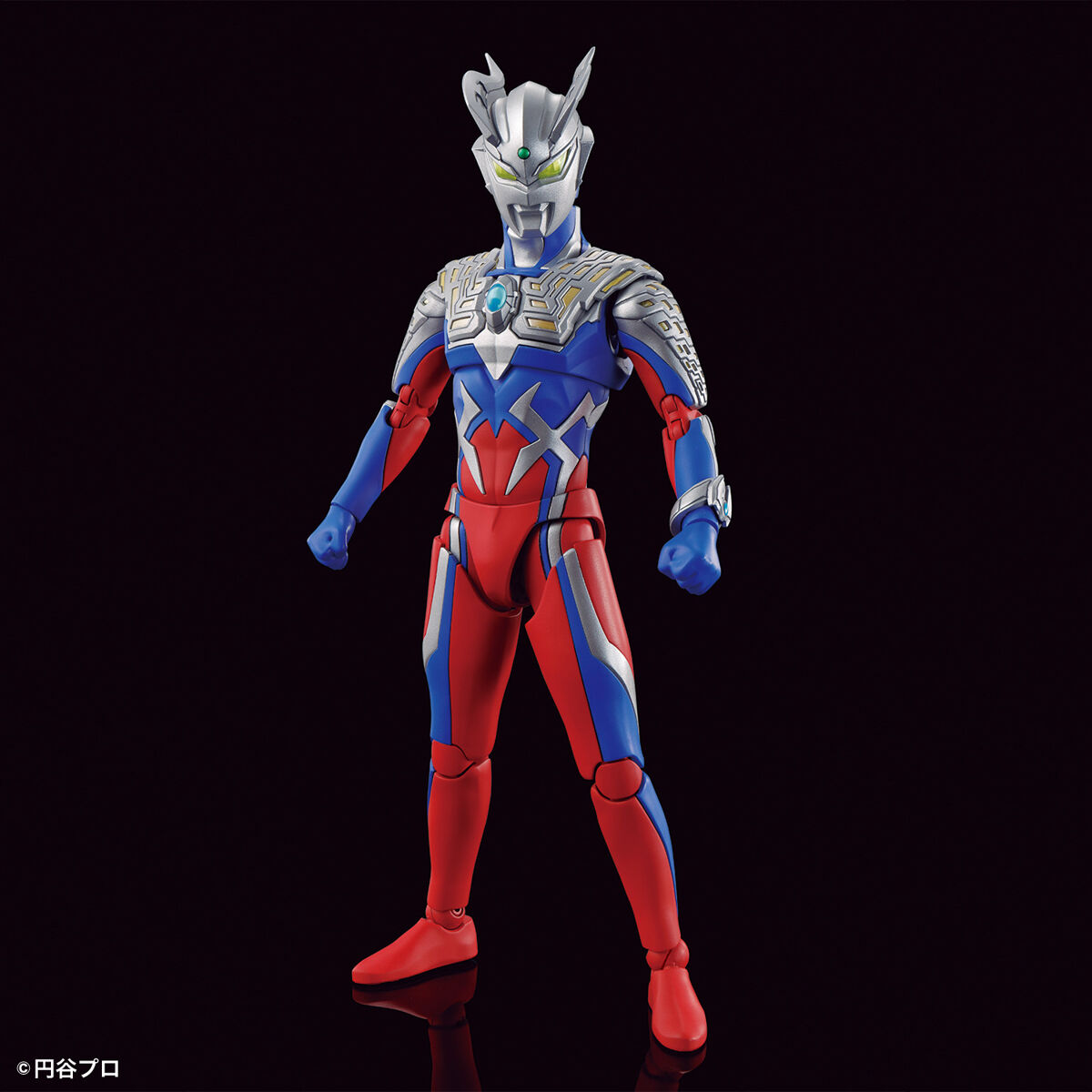 Buy FIGURE-RISE STANDARD ULTRAMAN ZERO online for42,95€