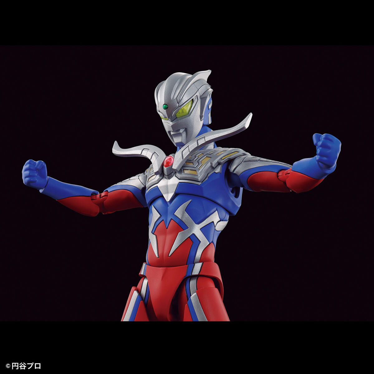 Buy FIGURE-RISE STANDARD ULTRAMAN ZERO online for42,95€