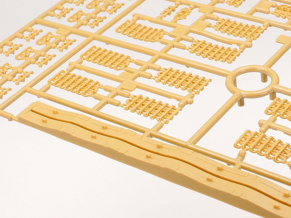 thumbnail image 2 of Rye Field Models 1:35 Panzer IV Ausf.J Tank Kit With Full Interior, Clear Parts & Workable Tracks - RFMRM5043 2 of 10