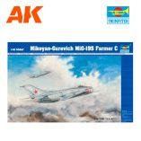 VIN-TRUM 02803 TRUMPETER 1/48 Mikoyan-Gurevich MiG-19S Farmer C