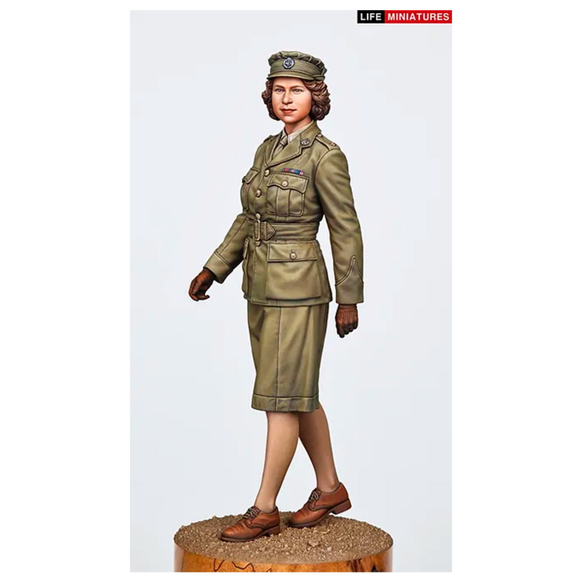 Life Miniatures – Princess Elizabeth, 2nd Subaltern in ATS, 1945 (1/12 scale)