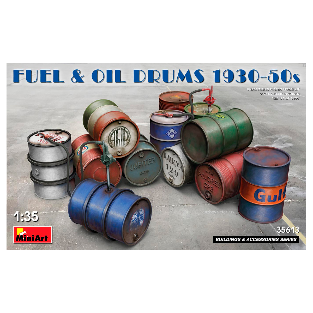 1/35 Fuel & Oil Drums 1930-50s