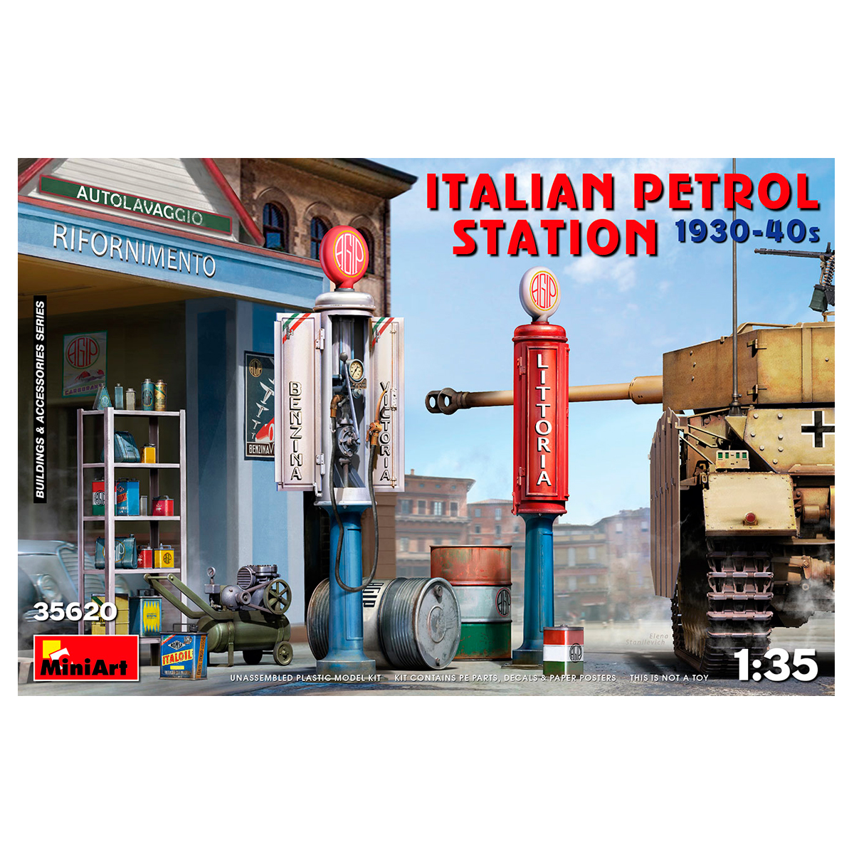 1/35 Italian Petrol Station 1930-40s