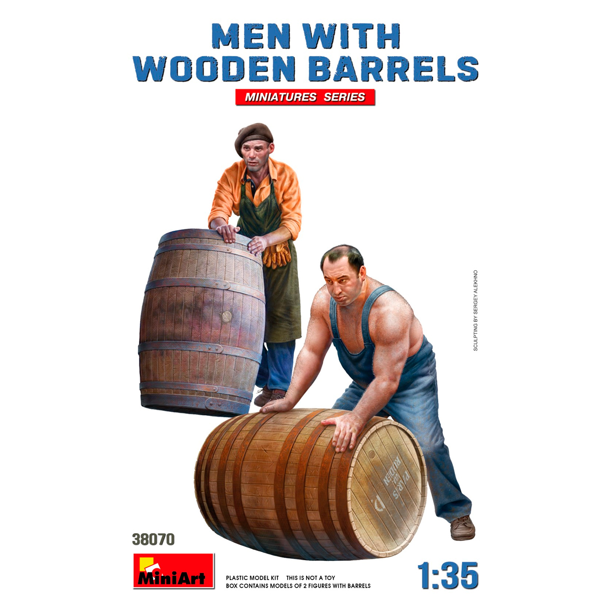 1/35 Men with Wooden Barrels