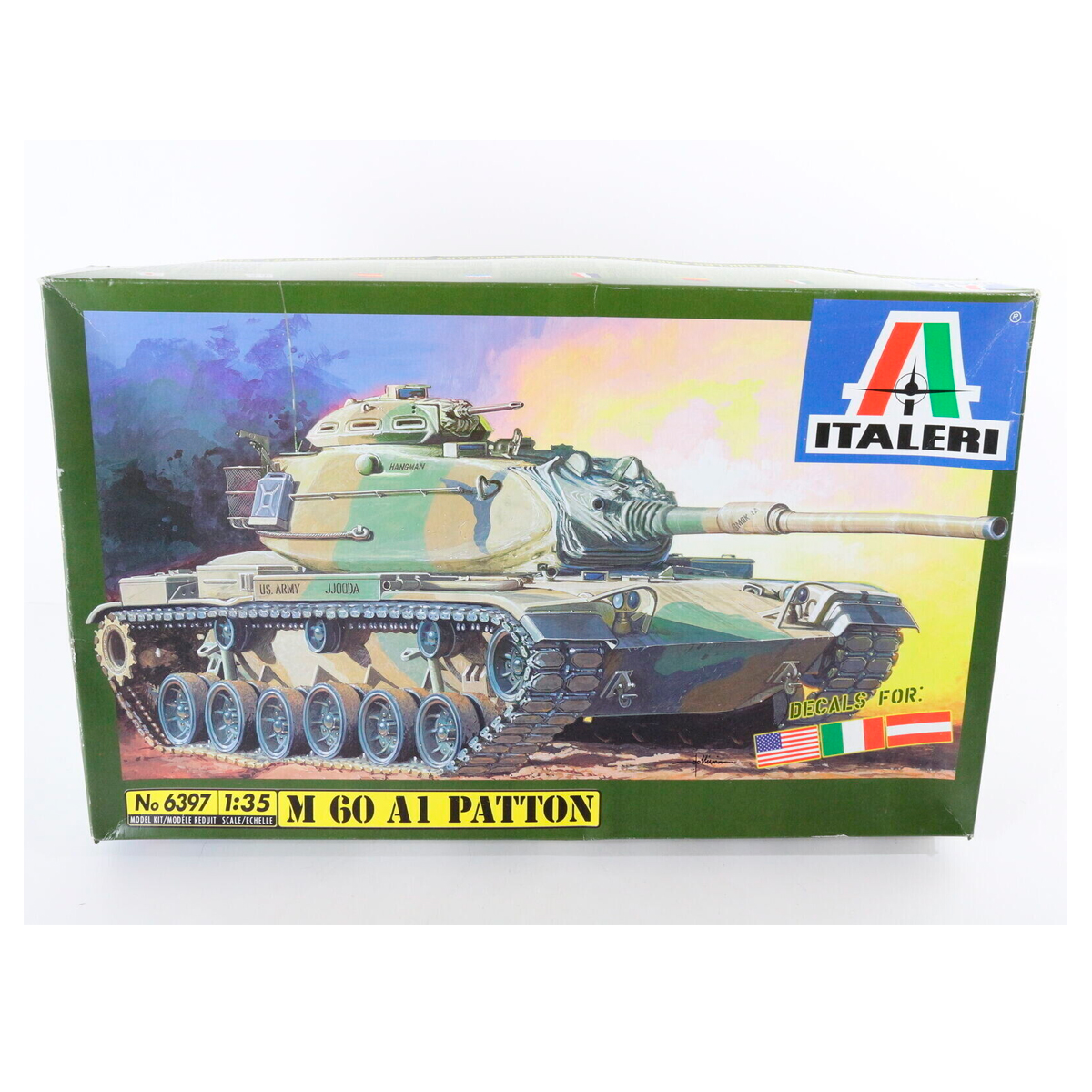 1/35 M-60 A1 Patton (DAMAGED BOX)