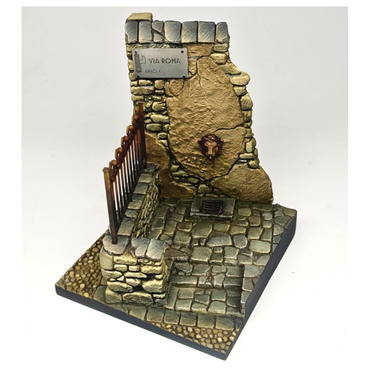 1/35 Corner with fountain