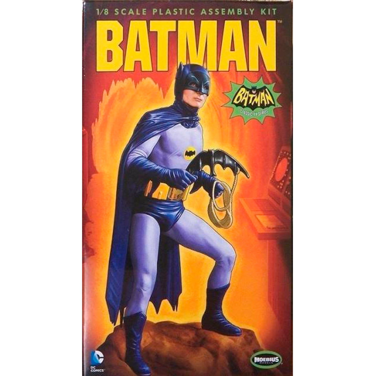 1/8 Batman 1966 Adam West Figure