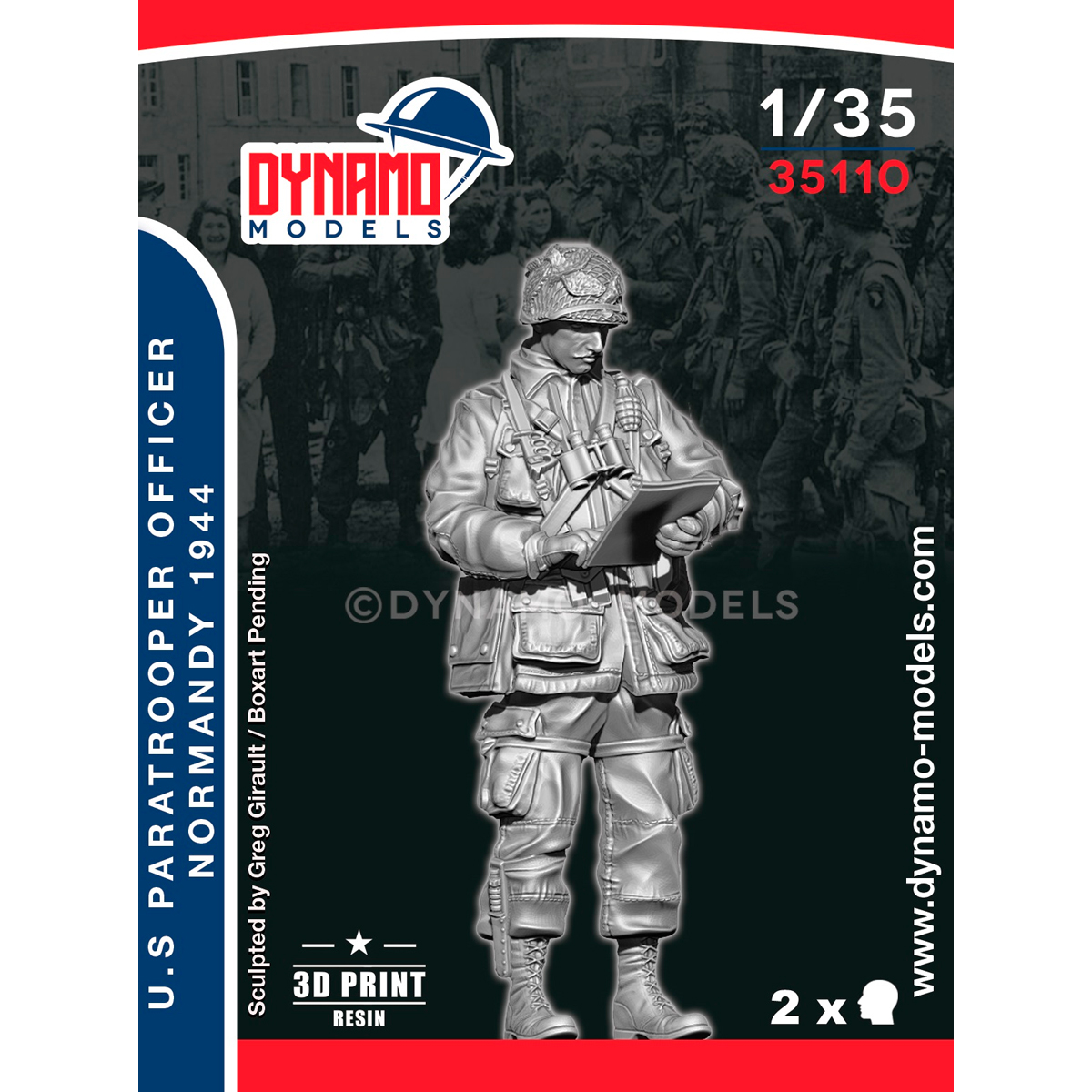 1/35 U.S Paratrooper Officer Checking the Map (Normandy 1944)