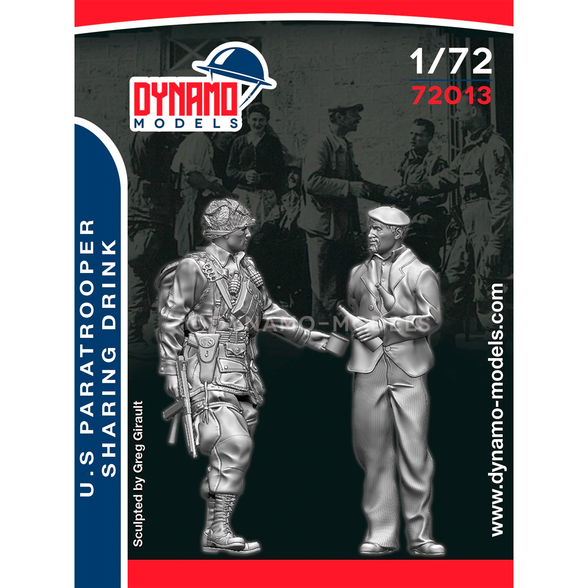 1/72 U.S. Paratrooper sharing a drink